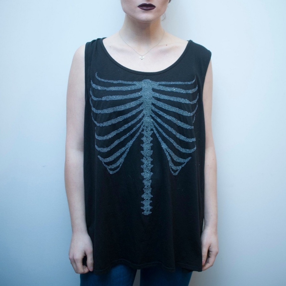 Hot Topic Ribcage Skeleton Tank Top